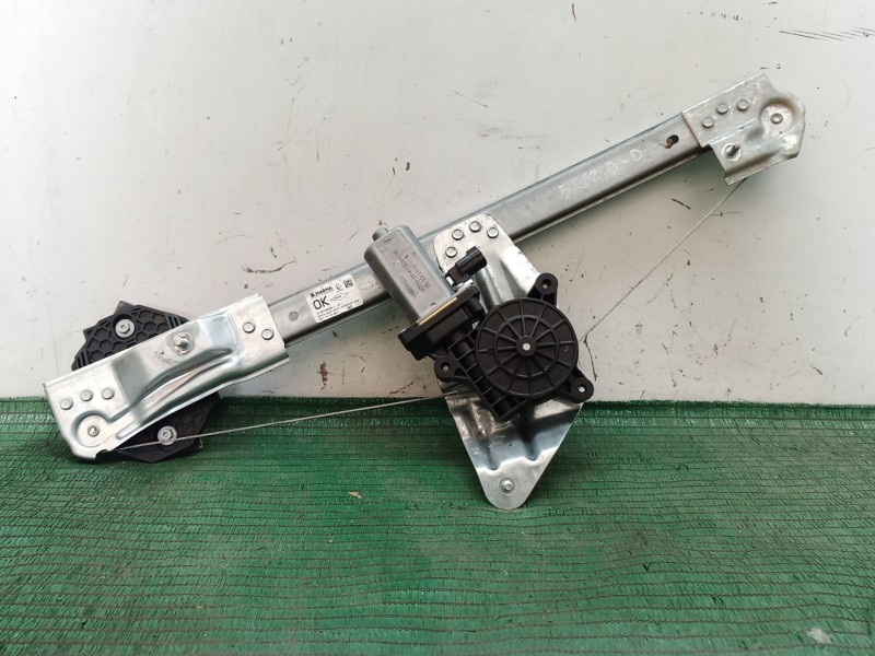 Recambio de elevalunas delantero derecho para dacia sandero ii tce 90 (b8m1, b8ma) referencia OEM IAM   