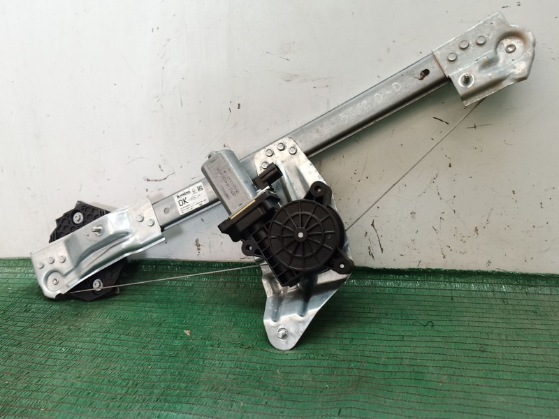 Recambio de elevalunas delantero derecho para dacia sandero ii tce 90 (b8m1, b8ma) referencia OEM IAM   