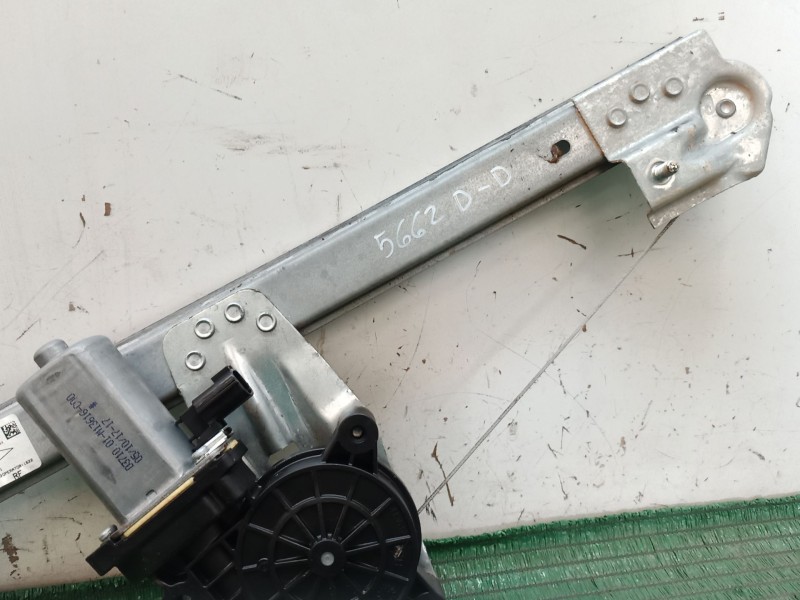 Recambio de elevalunas delantero derecho para dacia sandero ii tce 90 (b8m1, b8ma) referencia OEM IAM   