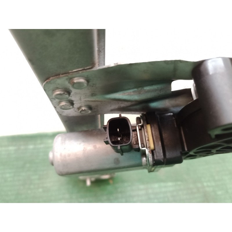 Recambio de elevalunas delantero derecho para dacia sandero ii tce 90 (b8m1, b8ma) referencia OEM IAM   