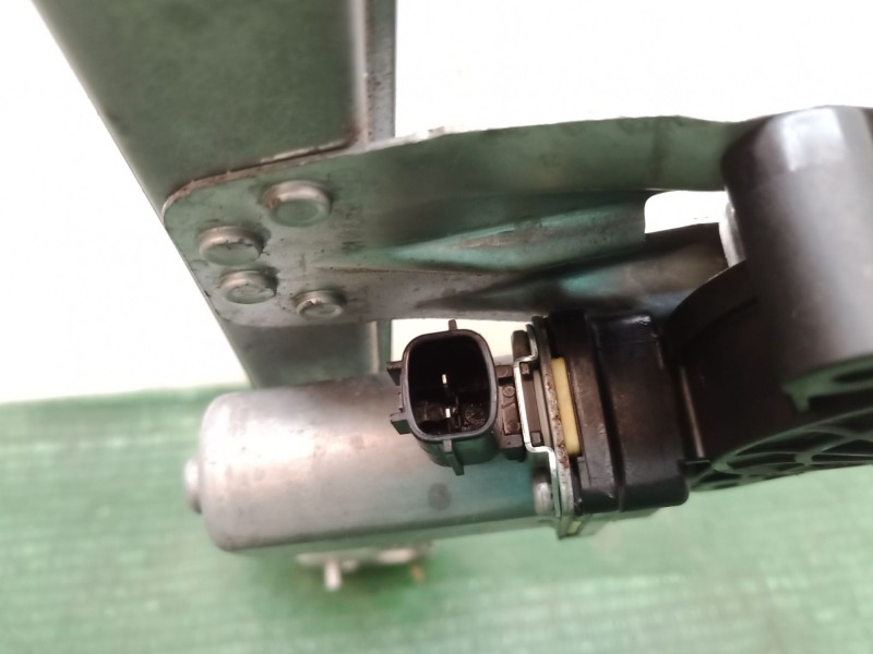 Recambio de elevalunas delantero derecho para dacia sandero ii tce 90 (b8m1, b8ma) referencia OEM IAM   