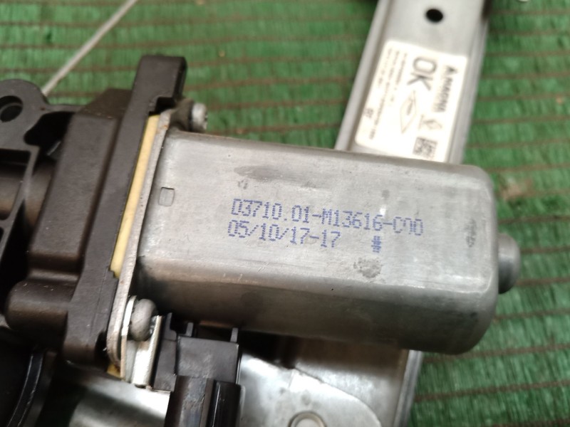 Recambio de elevalunas delantero derecho para dacia sandero ii tce 90 (b8m1, b8ma) referencia OEM IAM   