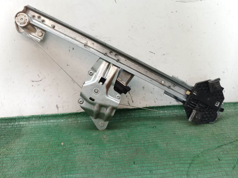 Recambio de elevalunas delantero derecho para dacia sandero ii tce 90 (b8m1, b8ma) referencia OEM IAM   