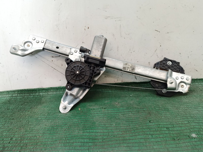 Recambio de elevalunas trasero izquierdo para dacia sandero ii tce 90 (b8m1, b8ma) referencia OEM IAM   