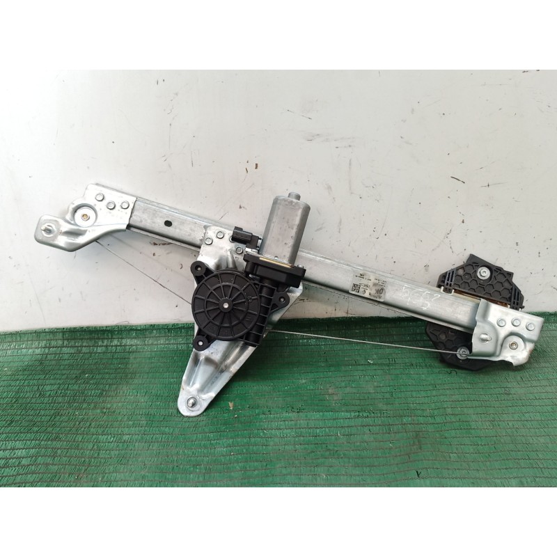 Recambio de elevalunas trasero izquierdo para dacia sandero ii tce 90 (b8m1, b8ma) referencia OEM IAM   