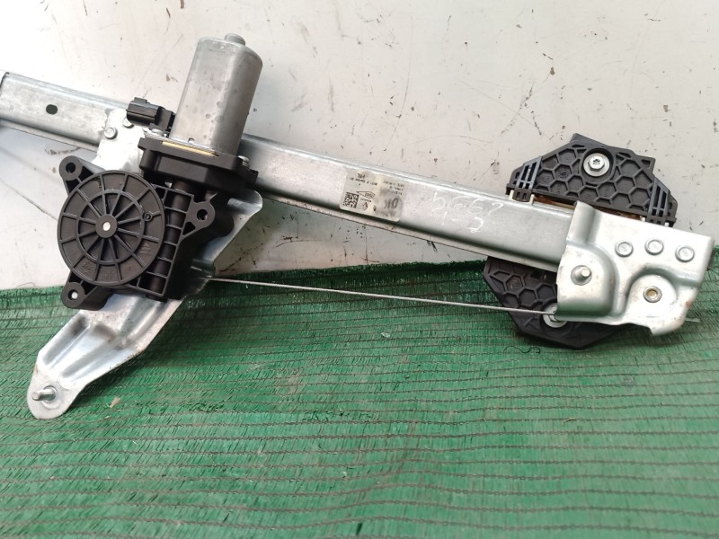 Recambio de elevalunas trasero izquierdo para dacia sandero ii tce 90 (b8m1, b8ma) referencia OEM IAM   