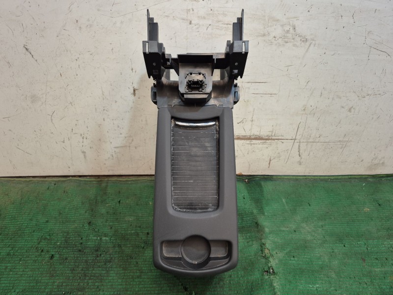 Recambio de consola central trasera para peugeot 5008 (0u_, 0e_) 1.6 hdi referencia OEM IAM   