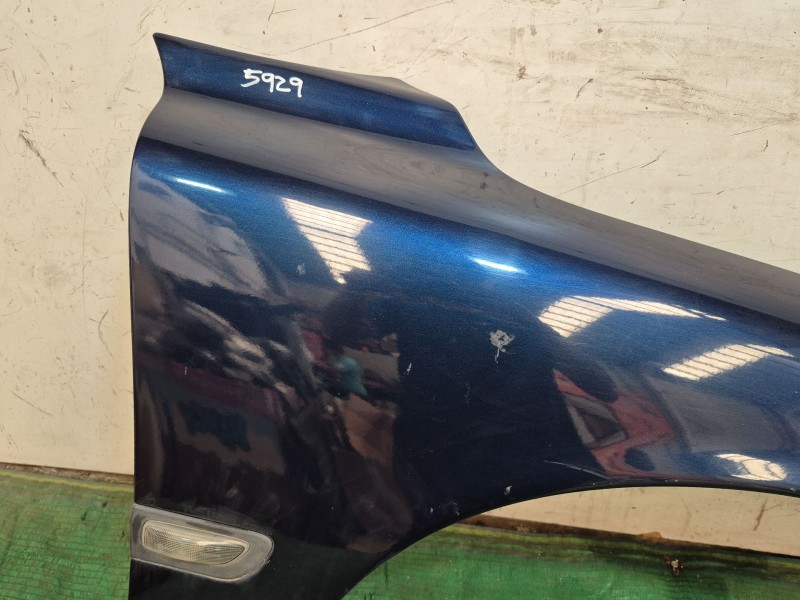 Recambio de aleta delantera derecha para volvo v70 ii (285) 2.4 t referencia OEM IAM   