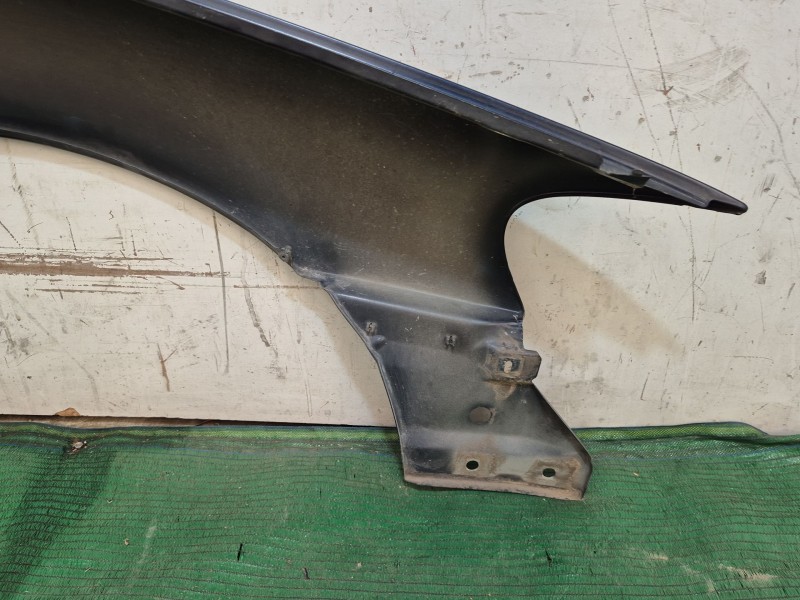 Recambio de aleta delantera izquierda para volvo v70 ii (285) 2.4 t referencia OEM IAM   