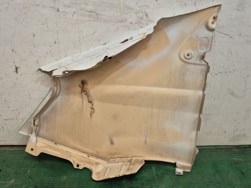 Recambio de aleta delantera derecha para iveco daily iv furgoneta 65c15 referencia OEM IAM   