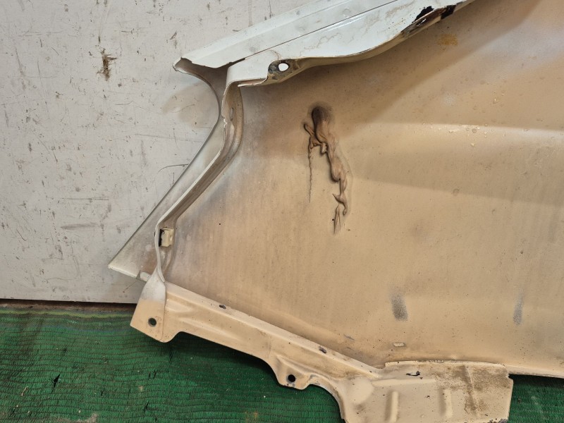 Recambio de aleta delantera derecha para iveco daily iv furgoneta 65c15 referencia OEM IAM   