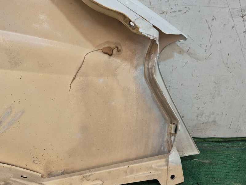 Recambio de aleta delantera izquierda para iveco daily iv furgoneta 65c15 referencia OEM IAM   