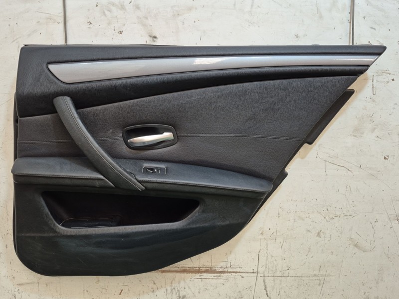 Recambio de guarnecido puerta trasera derecha para bmw 5 touring (e61) 520 d referencia OEM IAM   