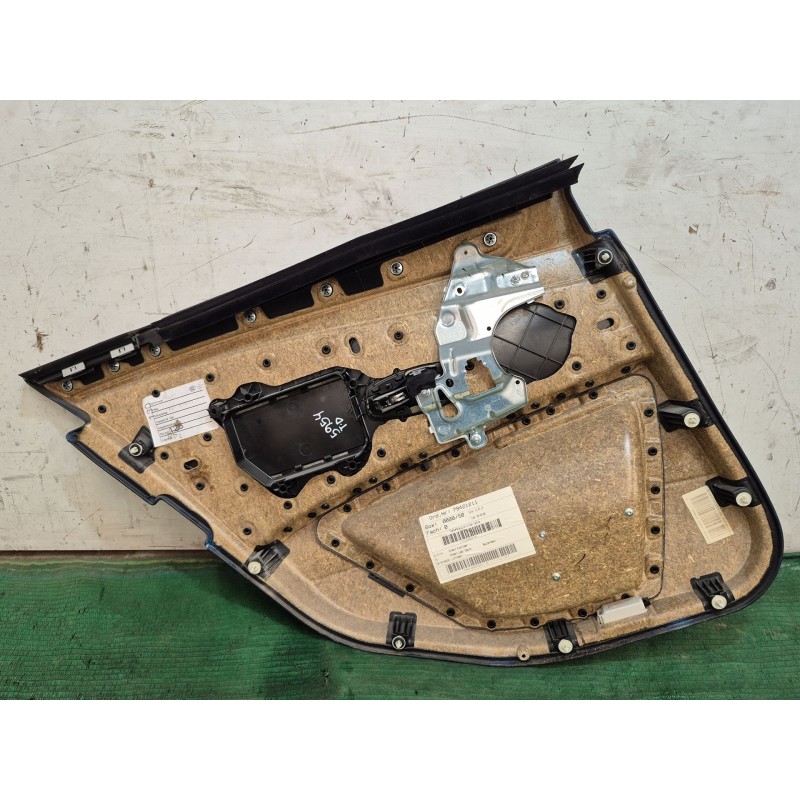 Recambio de guarnecido puerta trasera derecha para bmw 5 touring (e61) 520 d referencia OEM IAM   