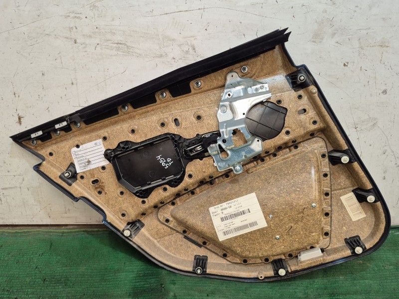 Recambio de guarnecido puerta trasera derecha para bmw 5 touring (e61) 520 d referencia OEM IAM   