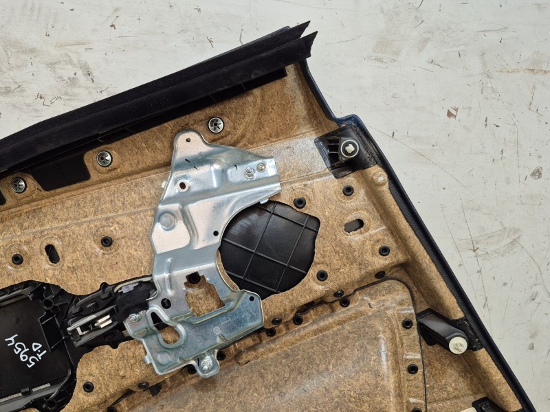 Recambio de guarnecido puerta trasera derecha para bmw 5 touring (e61) 520 d referencia OEM IAM   