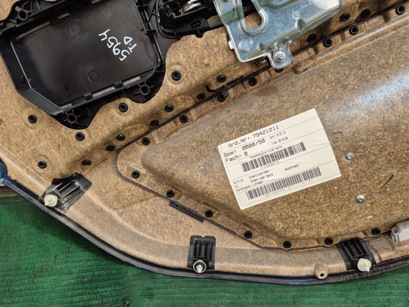 Recambio de guarnecido puerta trasera derecha para bmw 5 touring (e61) 520 d referencia OEM IAM   