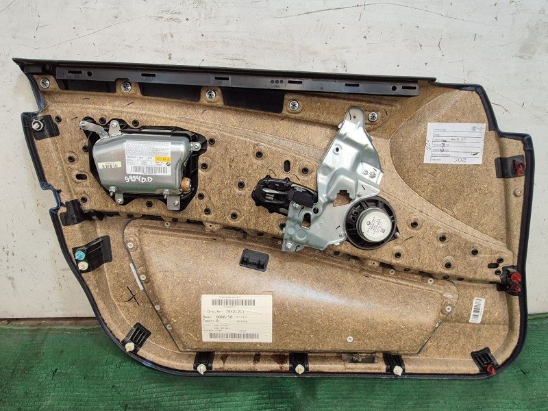 Recambio de guarnecido puerta delantera derecha para bmw 5 touring (e61) 520 d referencia OEM IAM   