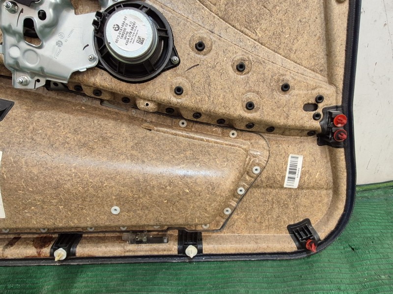 Recambio de guarnecido puerta delantera derecha para bmw 5 touring (e61) 520 d referencia OEM IAM   