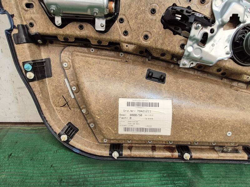 Recambio de guarnecido puerta delantera derecha para bmw 5 touring (e61) 520 d referencia OEM IAM   