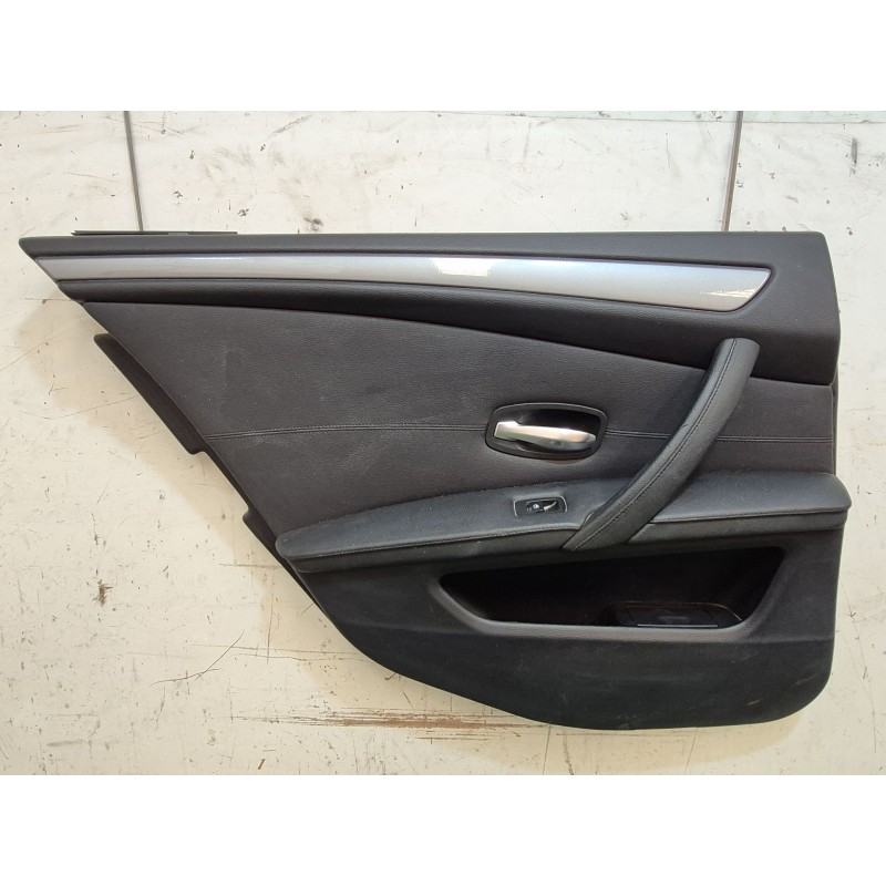 Recambio de guarnecido puerta trasera izquierda para bmw 5 touring (e61) 520 d referencia OEM IAM   