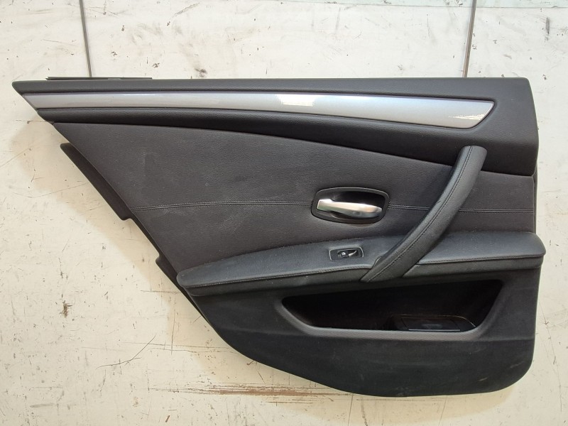 Recambio de guarnecido puerta trasera izquierda para bmw 5 touring (e61) 520 d referencia OEM IAM   
