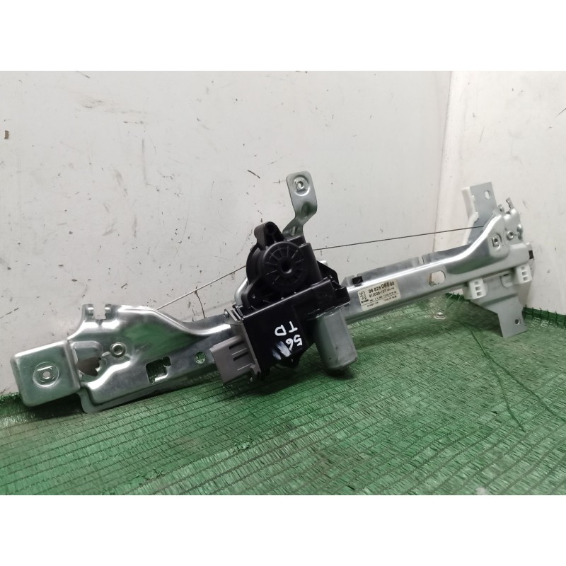 Recambio de elevalunas trasero derecho para peugeot 5008 (0u_, 0e_) 1.6 hdi referencia OEM IAM   