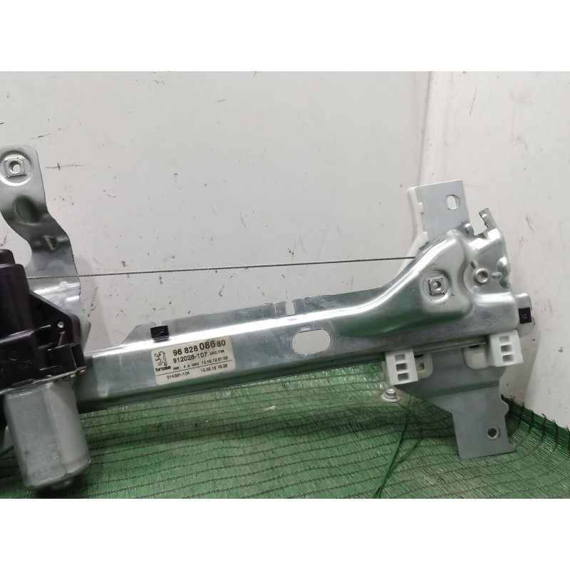 Recambio de elevalunas trasero derecho para peugeot 5008 (0u_, 0e_) 1.6 hdi referencia OEM IAM   