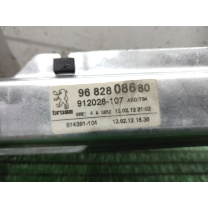 Recambio de elevalunas trasero derecho para peugeot 5008 (0u_, 0e_) 1.6 hdi referencia OEM IAM   