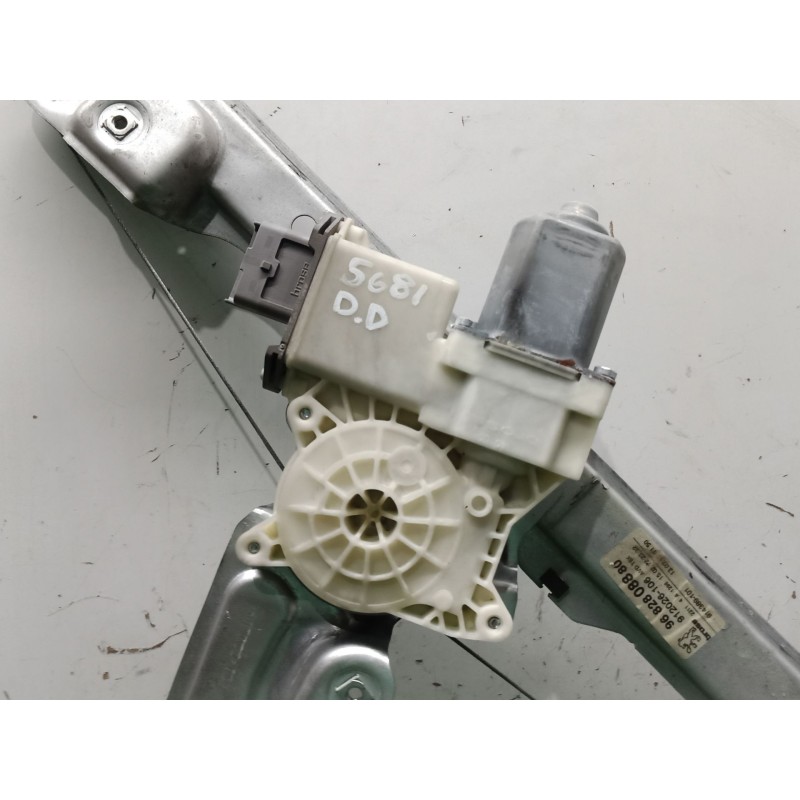 Recambio de elevalunas delantero derecho para peugeot 5008 (0u_, 0e_) 1.6 hdi referencia OEM IAM   