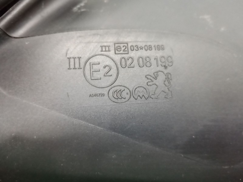 Recambio de retrovisor derecho para ford focus iii sedán 1.0 ecoboost referencia OEM IAM   