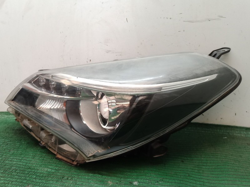 Recambio de faro izquierdo para toyota yaris (_p13_) 1.5 hybrid (nhp130_) referencia OEM IAM   
