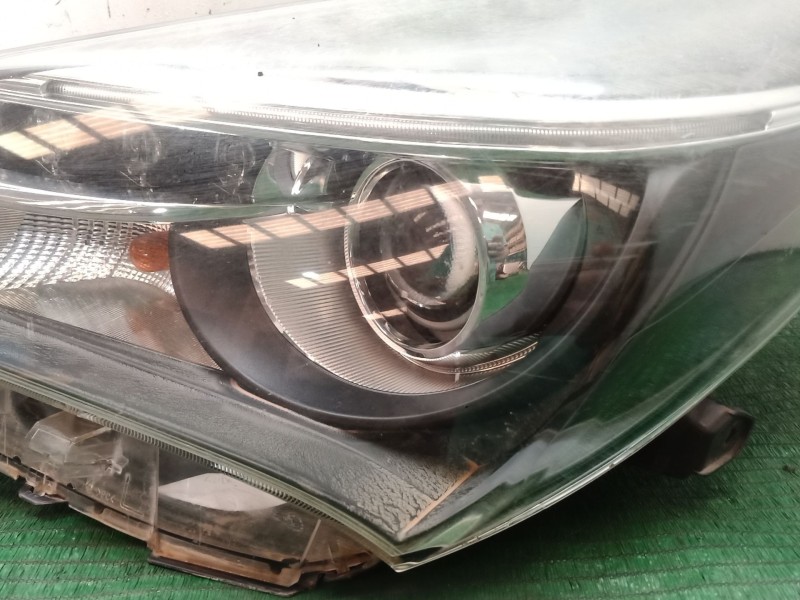Recambio de faro izquierdo para toyota yaris (_p13_) 1.5 hybrid (nhp130_) referencia OEM IAM   