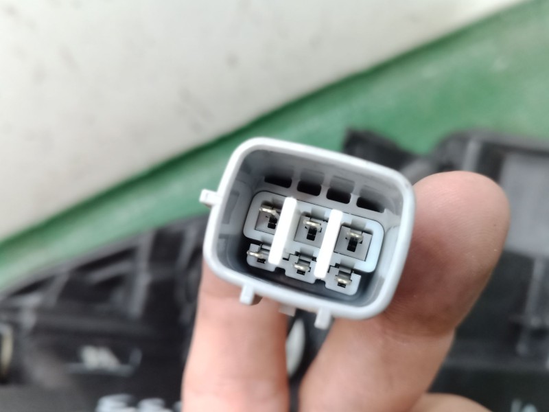 Recambio de faro izquierdo para toyota yaris (_p13_) 1.5 hybrid (nhp130_) referencia OEM IAM   