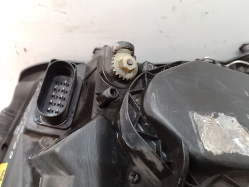 Recambio de faro izquierdo para seat alhambra (7v8, 7v9) 1.9 tdi referencia OEM IAM   