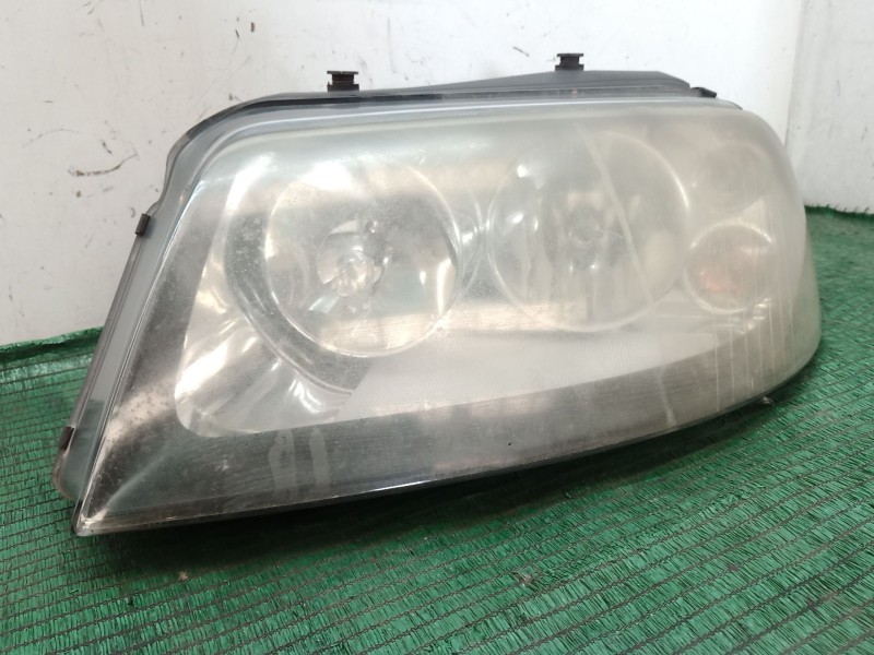 Recambio de faro derecho para seat alhambra (7v8, 7v9) 1.9 tdi referencia OEM IAM   