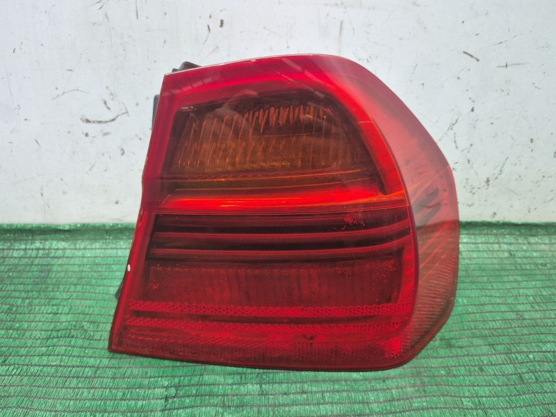 Recambio de piloto trasero derecho para bmw 3 (e90) 320 d referencia OEM IAM 6937458 6937458 27630218L2