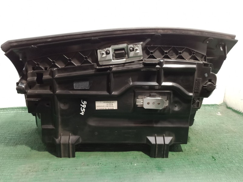 Recambio de guantera para bmw 5 touring (e61) 520 d referencia OEM IAM   