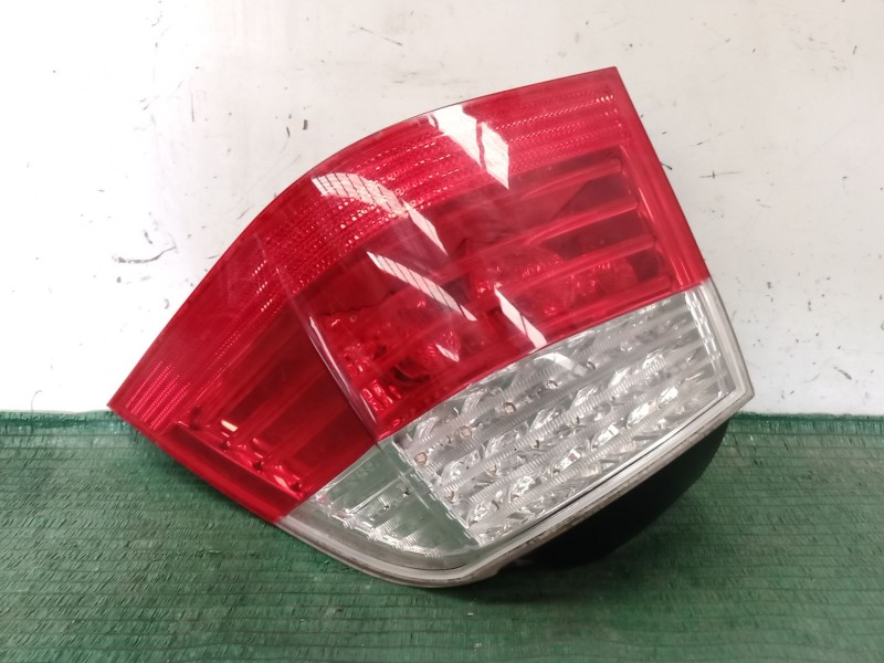 Recambio de piloto trasero derecho para bmw 5 touring (e61) 520 d referencia OEM IAM   