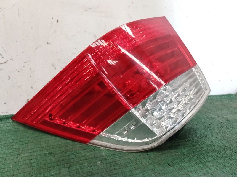 Recambio de piloto trasero derecho para bmw 5 touring (e61) 520 d referencia OEM IAM   