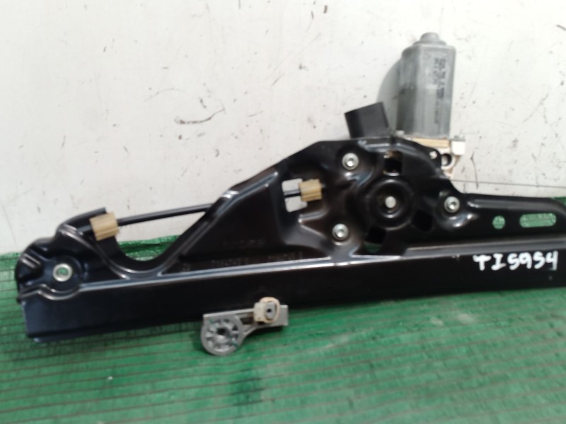 Recambio de elevalunas trasero izquierdo para bmw 5 touring (e61) 520 d referencia OEM IAM   