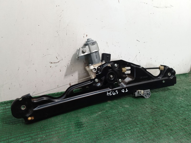 Recambio de elevalunas trasero derecho para bmw 5 touring (e61) 520 d referencia OEM IAM   