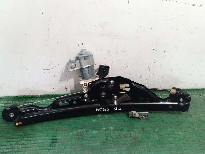 Recambio de elevalunas trasero derecho para bmw 5 touring (e61) 520 d referencia OEM IAM   