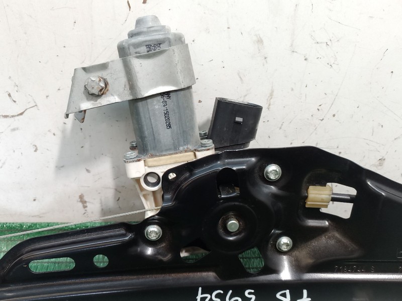 Recambio de elevalunas trasero derecho para bmw 5 touring (e61) 520 d referencia OEM IAM   