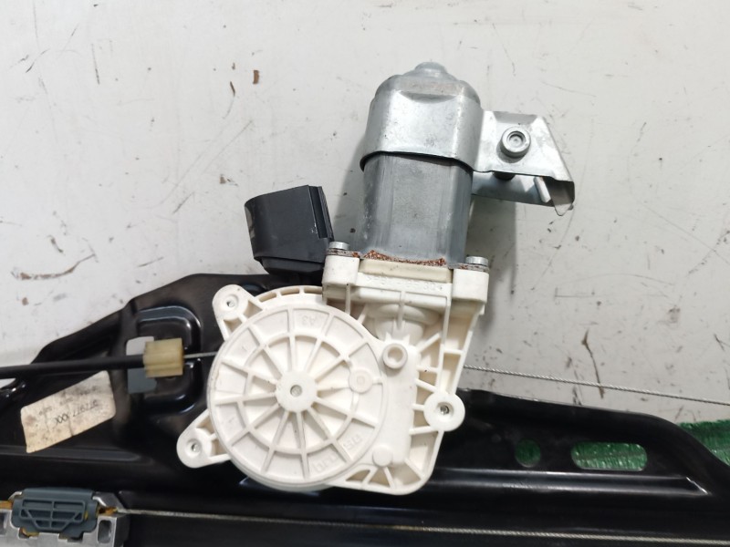 Recambio de elevalunas trasero derecho para bmw 5 touring (e61) 520 d referencia OEM IAM   