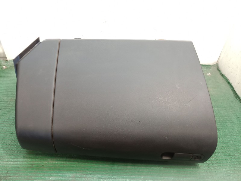 Recambio de guantera para mazda 3 (bl) 1.6 mzr (bl14) referencia OEM IAM   
