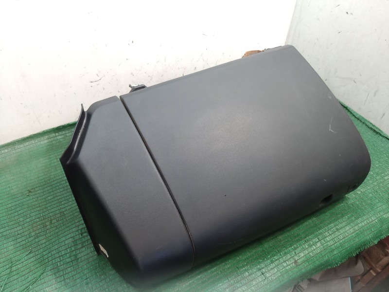 Recambio de guantera para mazda 3 (bl) 1.6 mzr (bl14) referencia OEM IAM   