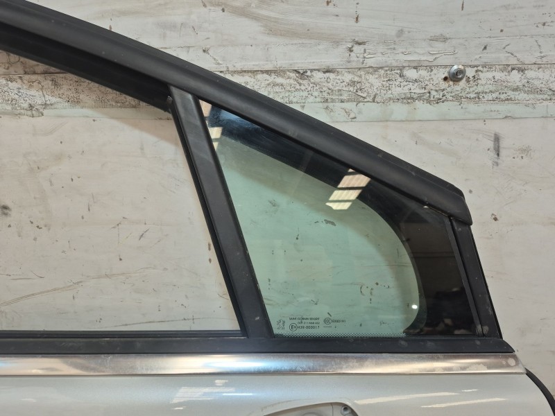 Recambio de puerta delantera derecha para peugeot 5008 (0u_, 0e_) 1.6 hdi referencia OEM IAM   