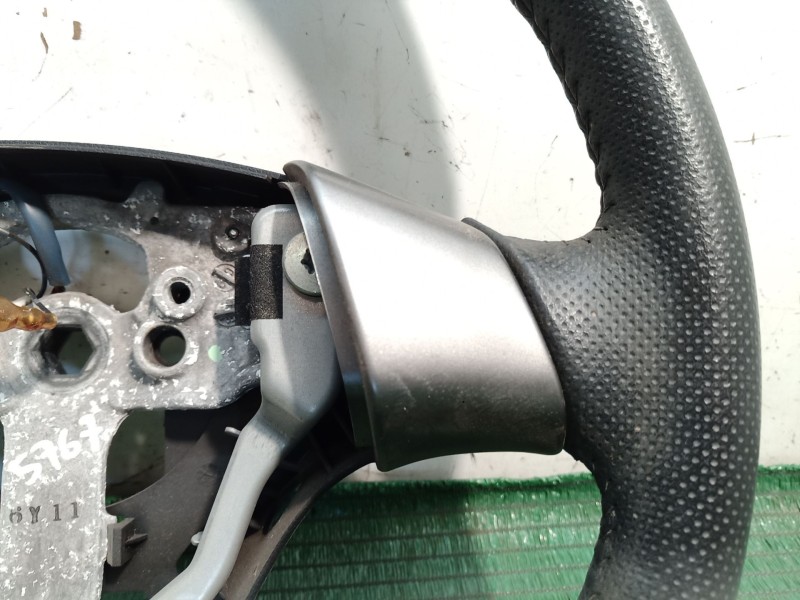 Recambio de volante para mazda 3 (bl) 1.6 mzr (bl14) referencia OEM IAM   