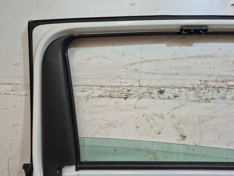 Recambio de puerta trasera izquierda para peugeot 5008 (0u_, 0e_) 1.6 hdi referencia OEM IAM   